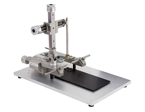 HP-1M in Stereotaxic Setup
